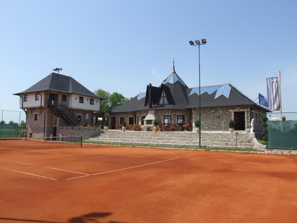 Ethno Village Stanisici Bijeljina Exterior photo